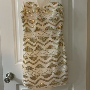 NWOT white and gold sequin body con dress